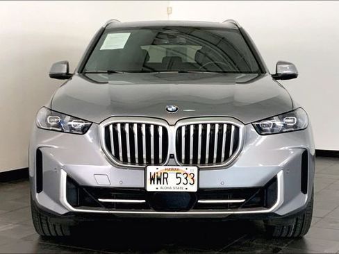 Used 2024 BMW X5 xDrive40i AWD/4WD image 3