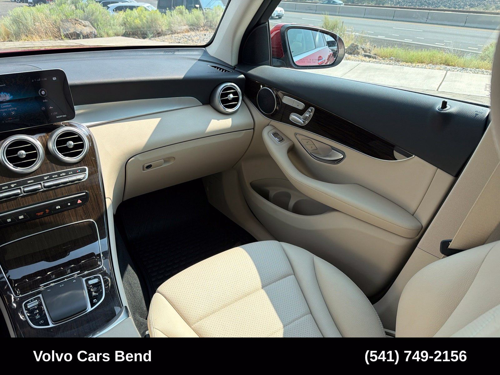 Used 2021 Mercedes-Benz GLC 300 4MATIC image 13