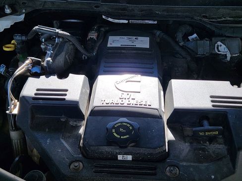 Used 2019 RAM 3500 Limited image 13