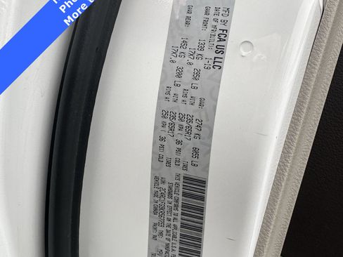 Used 2019 Chrysler Pacifica Touring Plus image 29