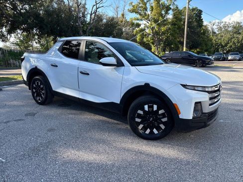 Used 2025 Hyundai Santa Cruz SE image 6