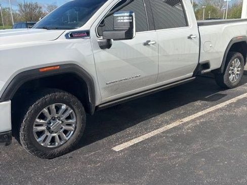 Used 2023 GMC Sierra 3500 Denali w/ Denali Ultimate Package image 4