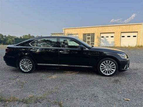 Used 2015 Lexus LS 460 L w/ Ultra Luxury Package AWD/4WD image 4