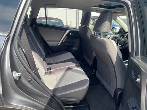 Used 2015 Toyota RAV4 XLE AWD/4WD image 24