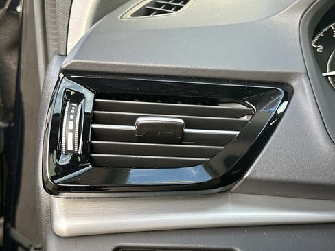Used 2024 Acura RDX SH-AWD image 30