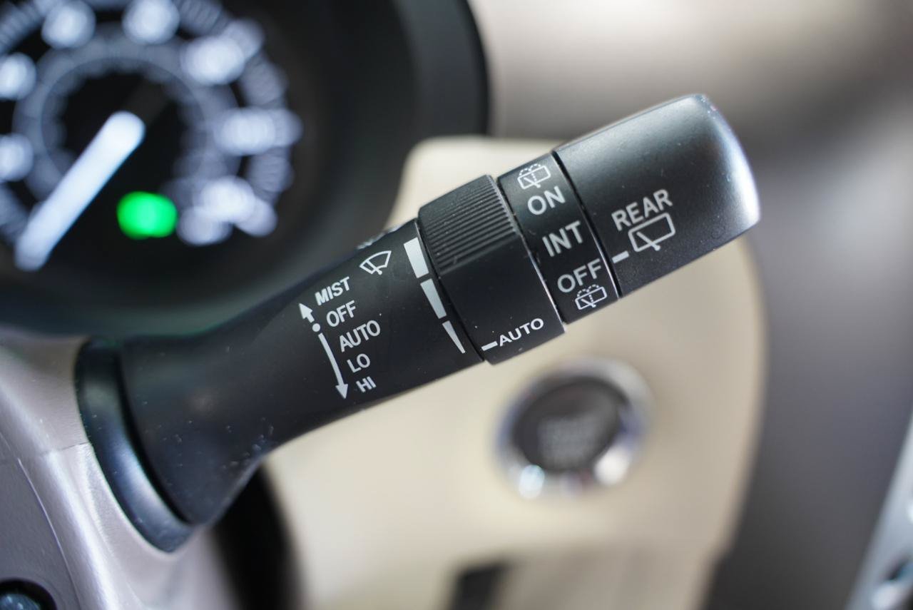 Used 2016 Lexus GX 460 w/ Premium Package AWD/4WD image 15