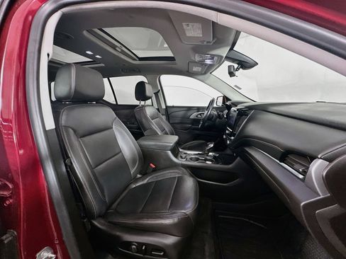 Used 2021 Chevrolet Traverse RS AWD/4WD image 32