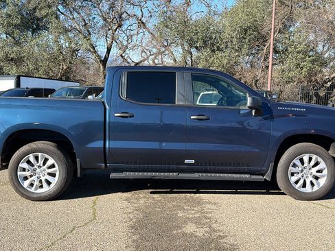 Used 2021 Chevrolet Silverado 1500 Custom image 4