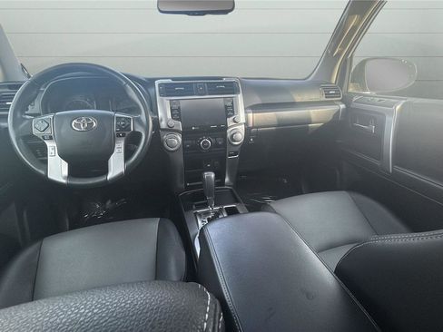 Used 2022 Toyota 4Runner SR5 Premium w/ Moonroof Package image 17