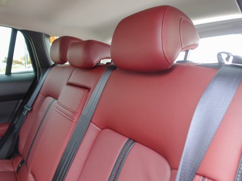 Certified 2025 MAZDA CX-50 2.5 Hybrid w/ Premium Plus Pkg image 23