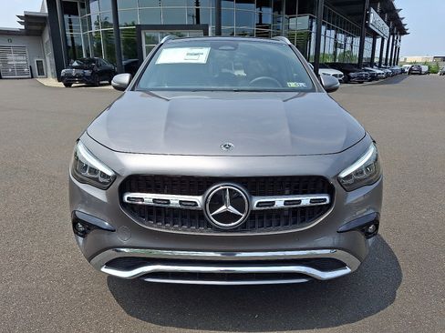 New 2025 Mercedes-Benz GLA 250 4MATIC image 2