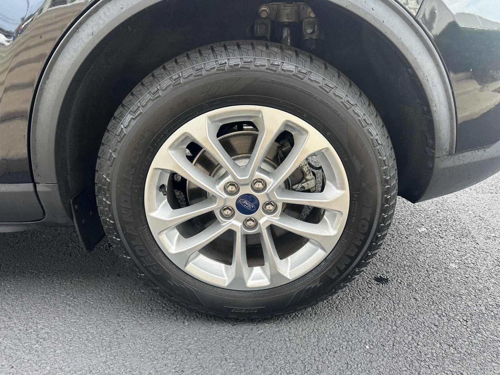 Used 2020 Ford Escape SE FWD image 14