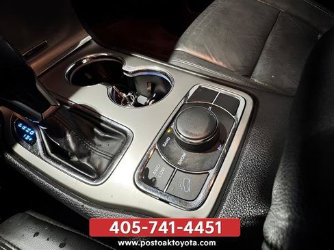 Used 2018 Jeep Grand Cherokee Limited AWD/4WD image 21