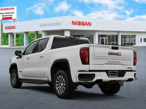 Used 2020 GMC Sierra 1500 AT4 w/ AT4 Premium Package image 3