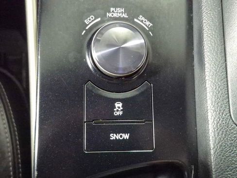 Used 2014 Lexus IS 350 AWD w/ Luxury Package w/Gray Wood image 17