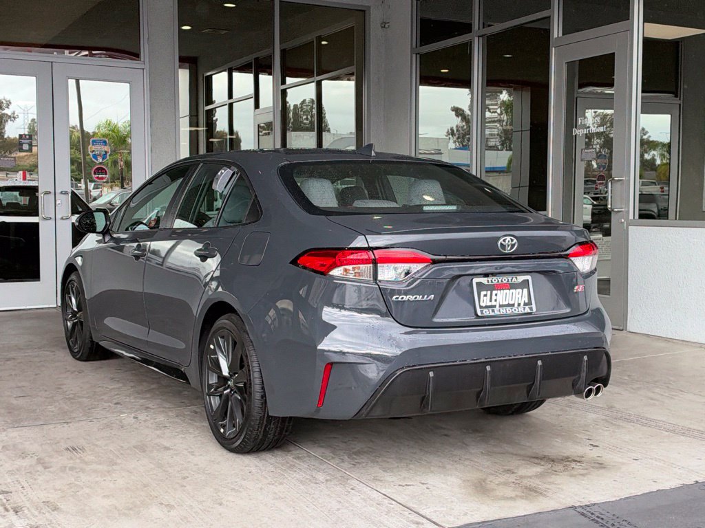 Certified 2024 Toyota Corolla SE FWD image 8