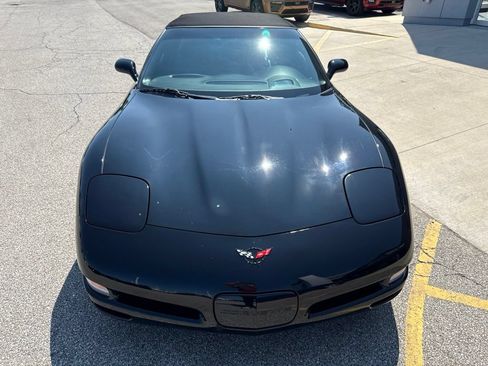 Used 1999 Chevrolet Corvette Convertible w/ Memory Pkg RWD image 13
