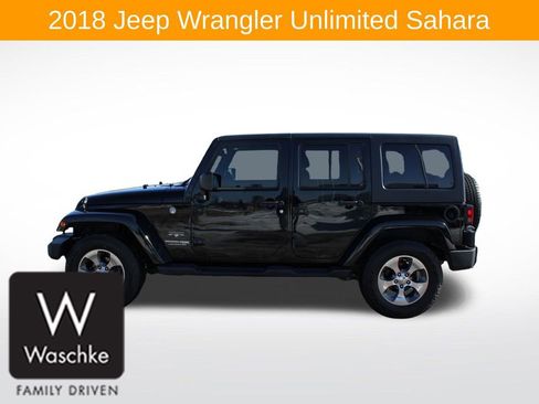 Used 2018 Jeep Wrangler Unlimited Sahara image 4