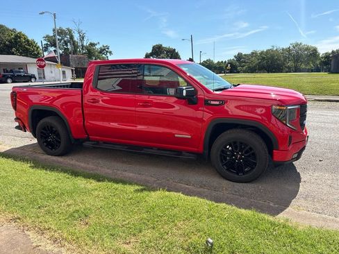 Used 2025 GMC Sierra 1500 Elevation w/ Elevation Premium Package AWD/4WD image 8