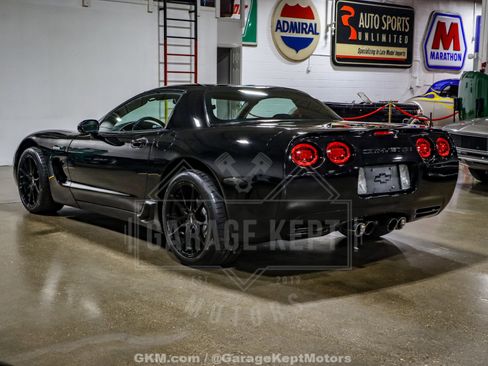 Used 2002 Chevrolet Corvette Z06 w/ Memory Pkg image 6