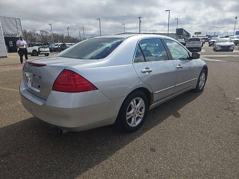 Used 2007 Honda Accord EX image 7