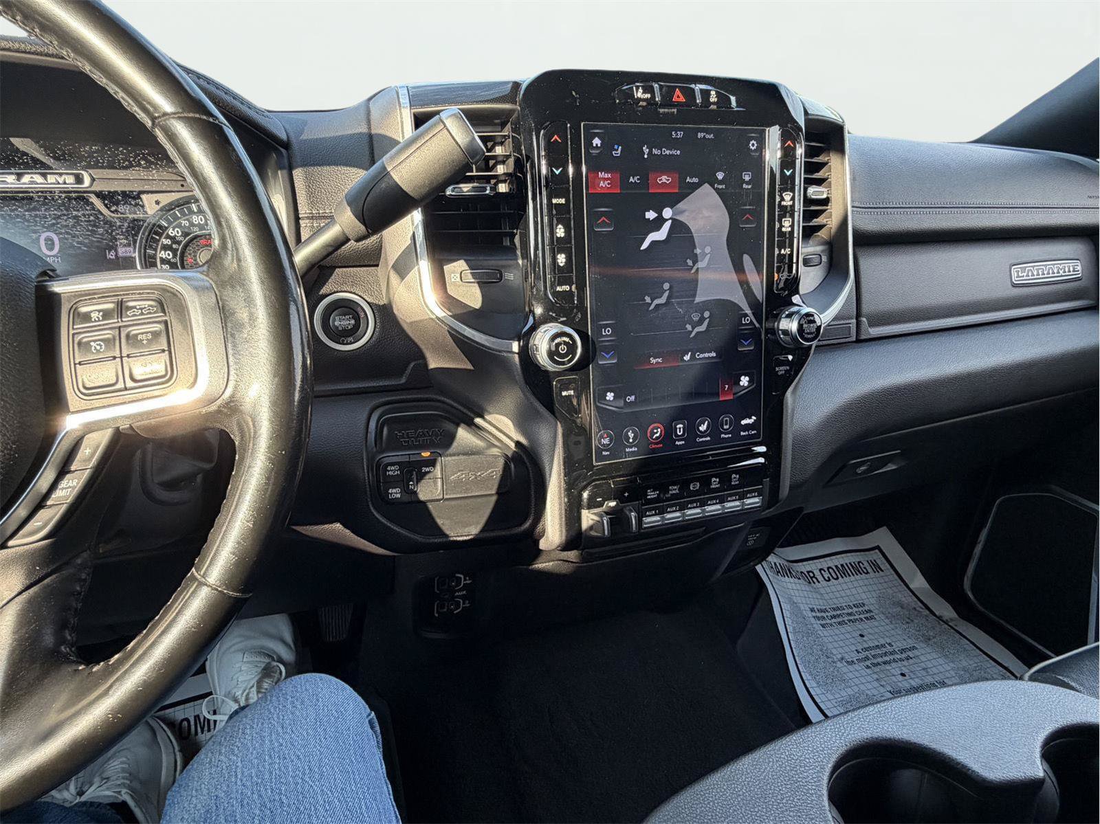 Used 2021 RAM 3500 Laramie AWD/4WD image 25
