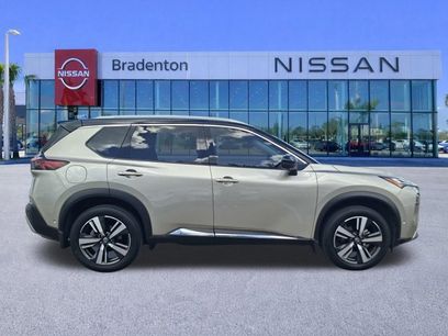 Certified 2022 Nissan Rogue Platinum w/ Head-Up Display Package