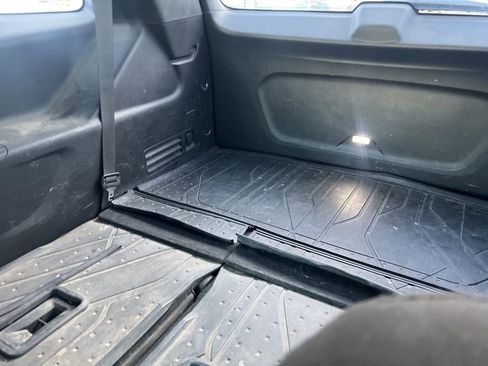 Used 2021 Chevrolet Traverse LT w/ LPO, Floor Liner Package image 17