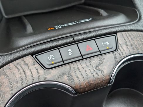 Used 2021 GMC Acadia Denali w/ Denali Ultimate Package image 26