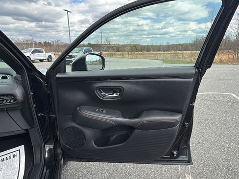 Used 2024 Honda HR-V Sport image 16