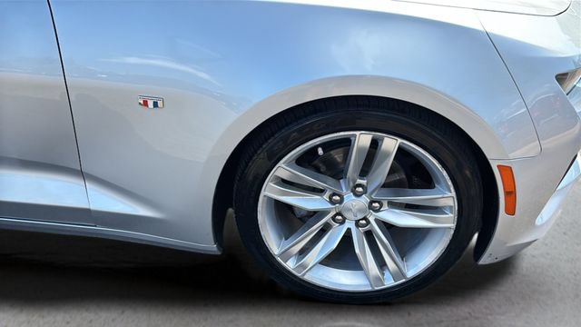 Used 2018 Chevrolet Camaro LT w/ RS Package RWD image 33