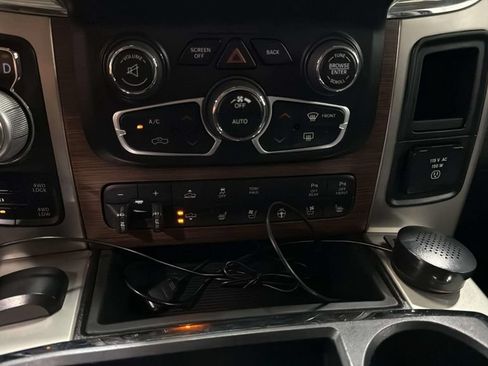 Used 2015 RAM 1500 Laramie w/ Trailer Tow Group AWD/4WD image 26