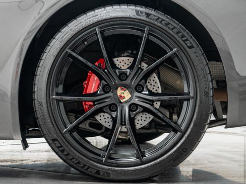 Used 2019 Porsche 718 Cayman S RWD image 11