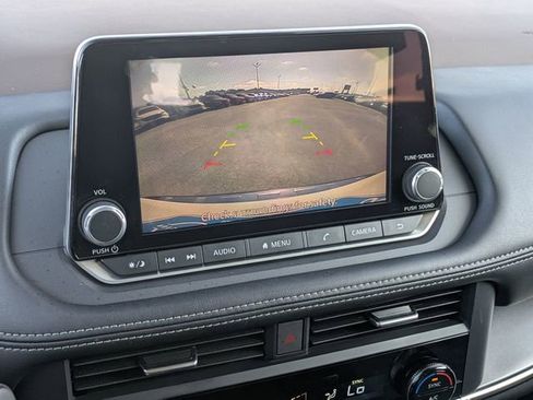 Certified 2023 Nissan Rogue SV image 23