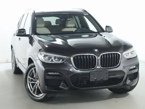 Used 2021 BMW X3 xDrive30e w/ Executive Package AWD/4WD image 2