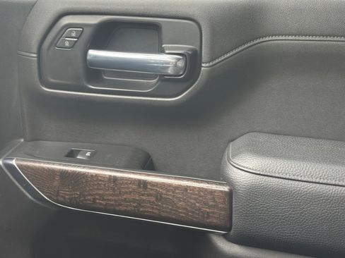 Used 2022 GMC Sierra 1500 Denali w/ Denali Premium Package image 35