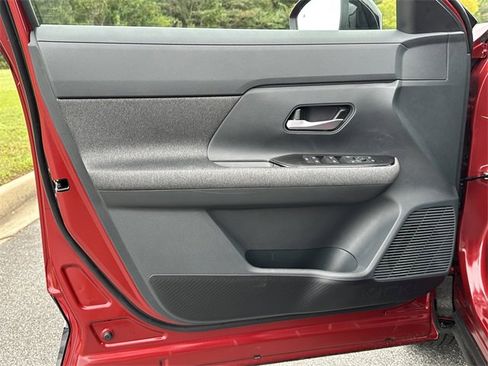 New 2026 Nissan Kicks SV image 11