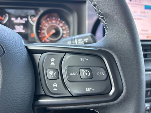New 2026 Jeep Gladiator Sport AWD/4WD image 15