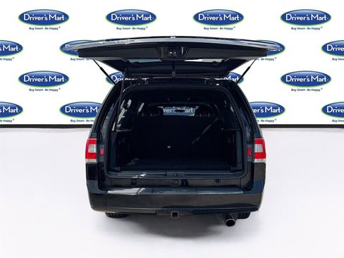 Used 2016 Lincoln Navigator L Select RWD image 27