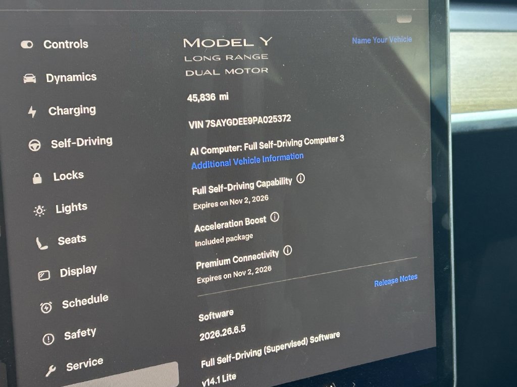 Used 2023 Tesla Model Y Long Range AWD/4WD image 27