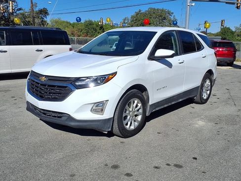 Used 2021 Chevrolet Equinox LT FWD image 3
