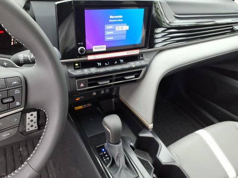 New 2026 Toyota Camry SE FWD image 17