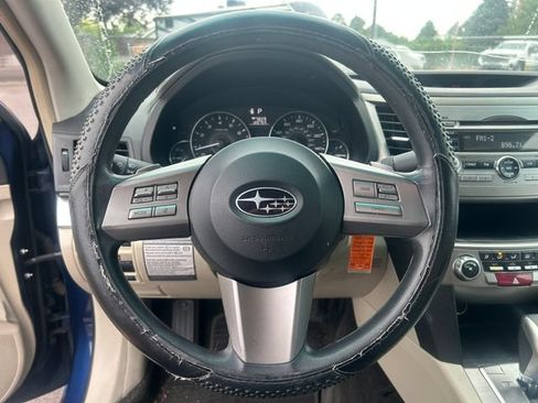 Used 2011 Subaru Legacy 2.5i AWD/4WD image 18