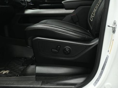 Used 2023 RAM 1500 Laramie image 11