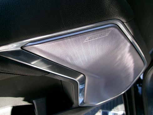 Certified 2022 Chevrolet Silverado 1500 High Country w/ High Country Premium Package image 8