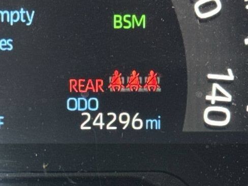 Used 2023 Toyota RAV4 XLE Premium FWD image 14