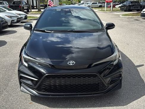 Used 2024 Toyota Corolla SE FWD image 2