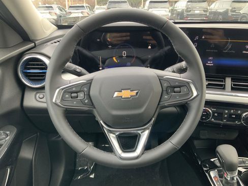 New 2026 Chevrolet Trax LT w/ Driver Confidence Package image 15