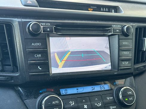 Used 2017 Toyota RAV4 XLE w/ Carpet Mat Package image 18