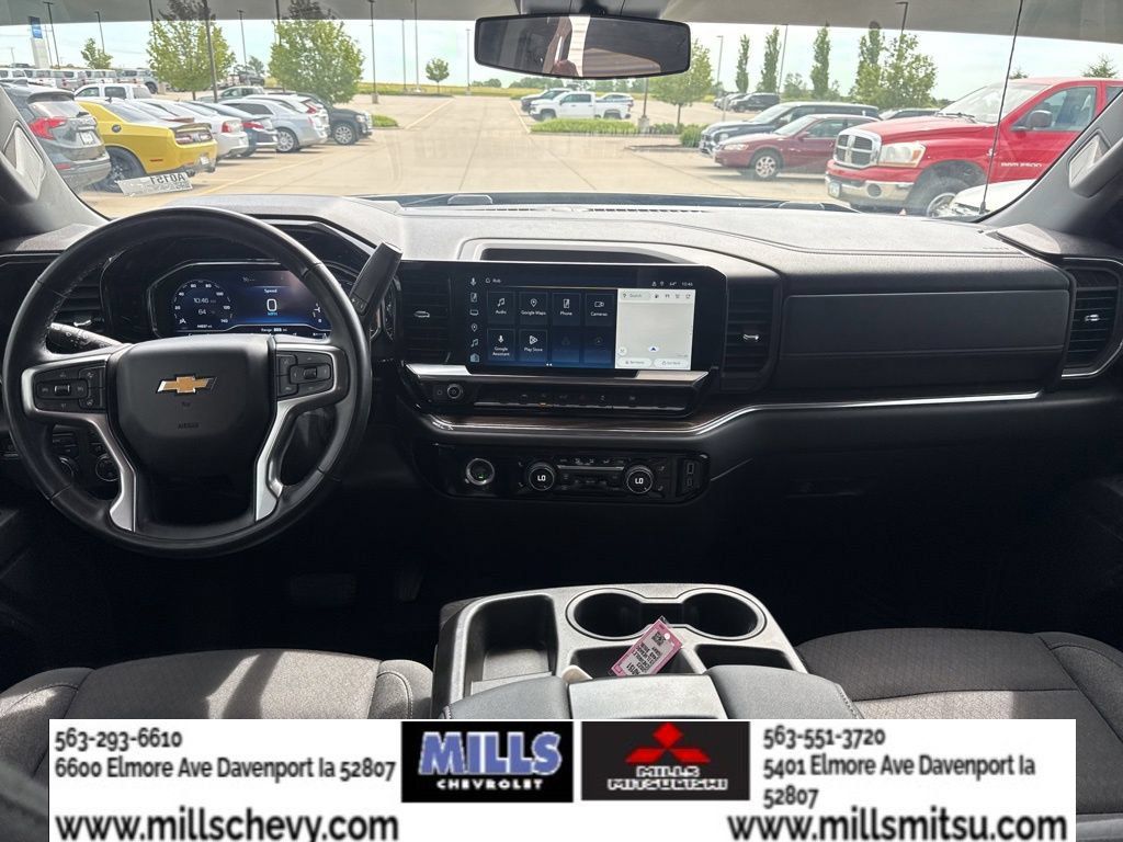 Used 2023 Chevrolet Silverado 1500 LT AWD/4WD image 22